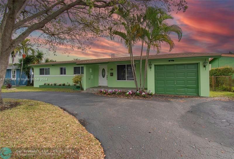 3318 Roosevelt St, Hollywood, Florida 33021, 4 Bedrooms Bedrooms, ,2 BathroomsBathrooms,Residentiallease,For Rent,3318 Roosevelt St,A11572491