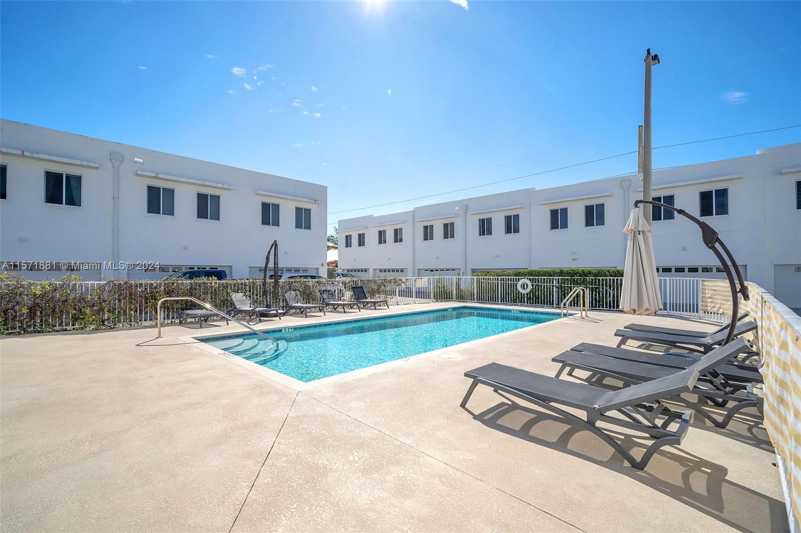2651 NE 212th Ter 307, Aventura, Florida 33180, 2 Bedrooms Bedrooms, ,2 BathroomsBathrooms,Residentiallease,For Rent,2651 NE 212th Ter 307,A11571881