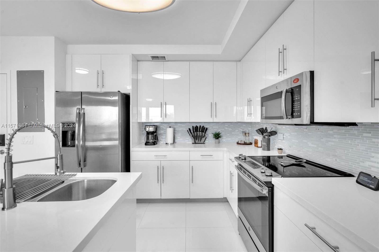 2651 NE 212th Ter 307, Aventura, Florida 33180, 2 Bedrooms Bedrooms, ,2 BathroomsBathrooms,Residentiallease,For Rent,2651 NE 212th Ter 307,A11571881