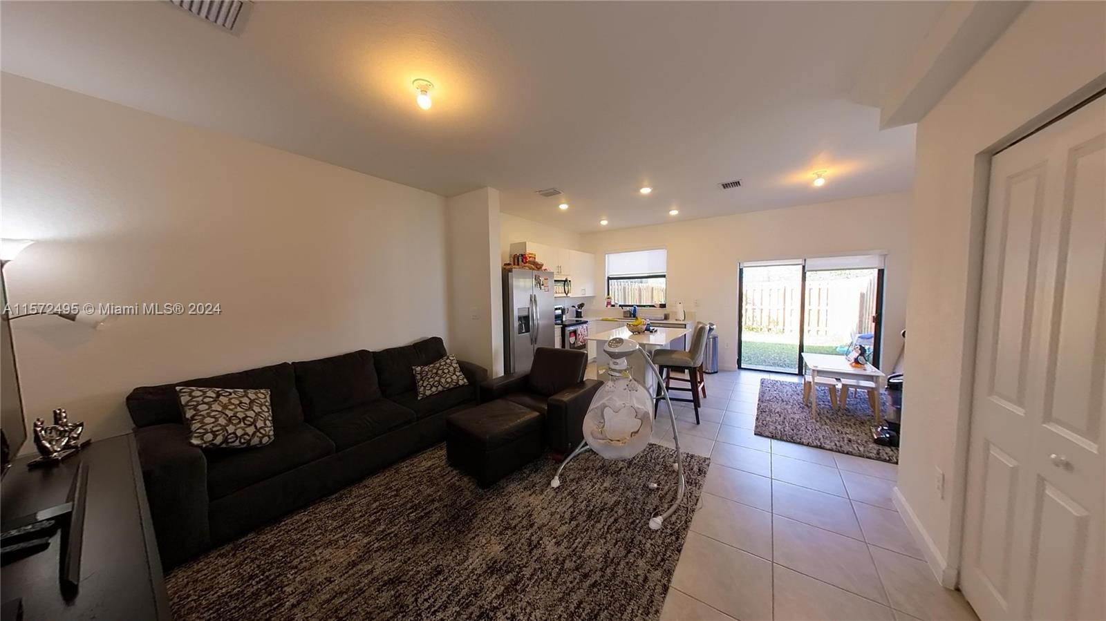 11721 SW 245th Ter, Homestead, Florida 33032, 3 Bedrooms Bedrooms, ,3 BathroomsBathrooms,Residentiallease,For Rent,11721 SW 245th Ter,A11572495