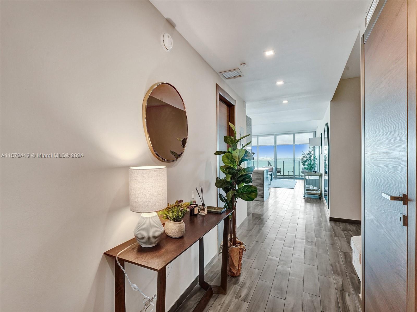460 NE 28th St 1701, Miami, Florida 33137, 2 Bedrooms Bedrooms, ,2 BathroomsBathrooms,Residentiallease,For Rent,460 NE 28th St 1701,A11572419