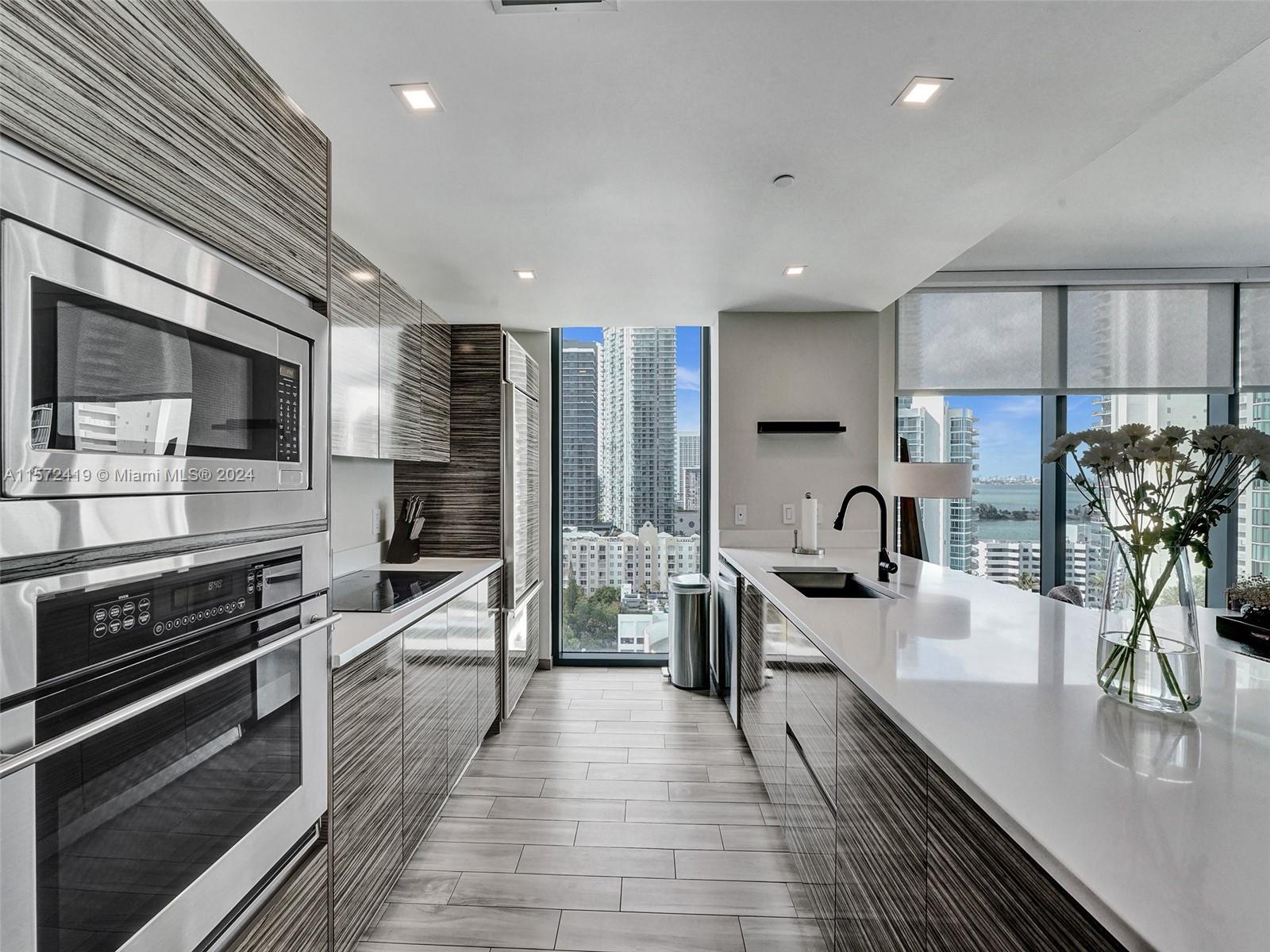 460 NE 28th St 1701, Miami, Florida 33137, 2 Bedrooms Bedrooms, ,2 BathroomsBathrooms,Residentiallease,For Rent,460 NE 28th St 1701,A11572419