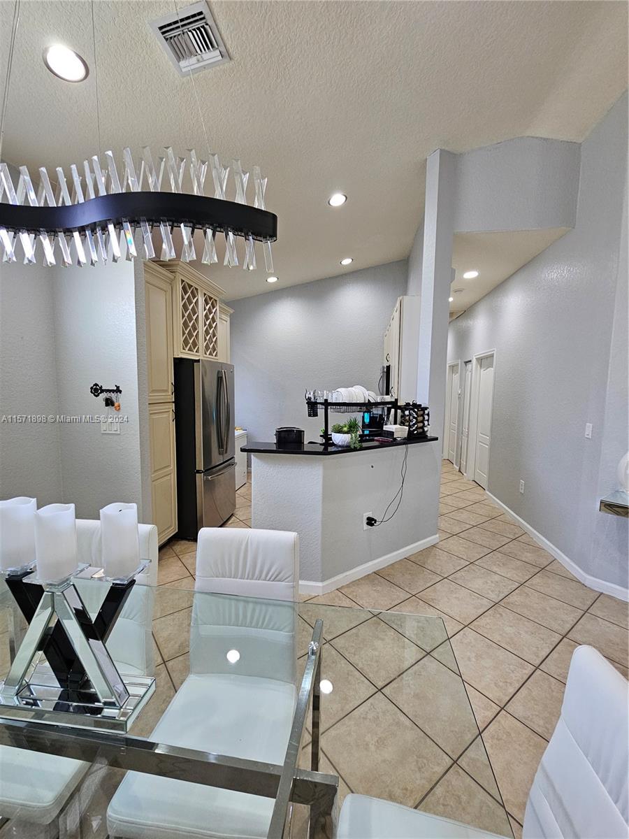 2242 Portofino Ave, Homestead, Florida 33033, 3 Bedrooms Bedrooms, ,2 BathroomsBathrooms,Residentiallease,For Rent,2242 Portofino Ave,A11571898
