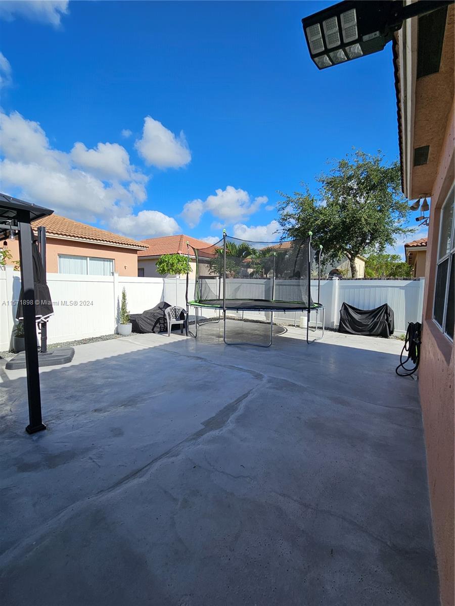 2242 Portofino Ave, Homestead, Florida 33033, 3 Bedrooms Bedrooms, ,2 BathroomsBathrooms,Residentiallease,For Rent,2242 Portofino Ave,A11571898