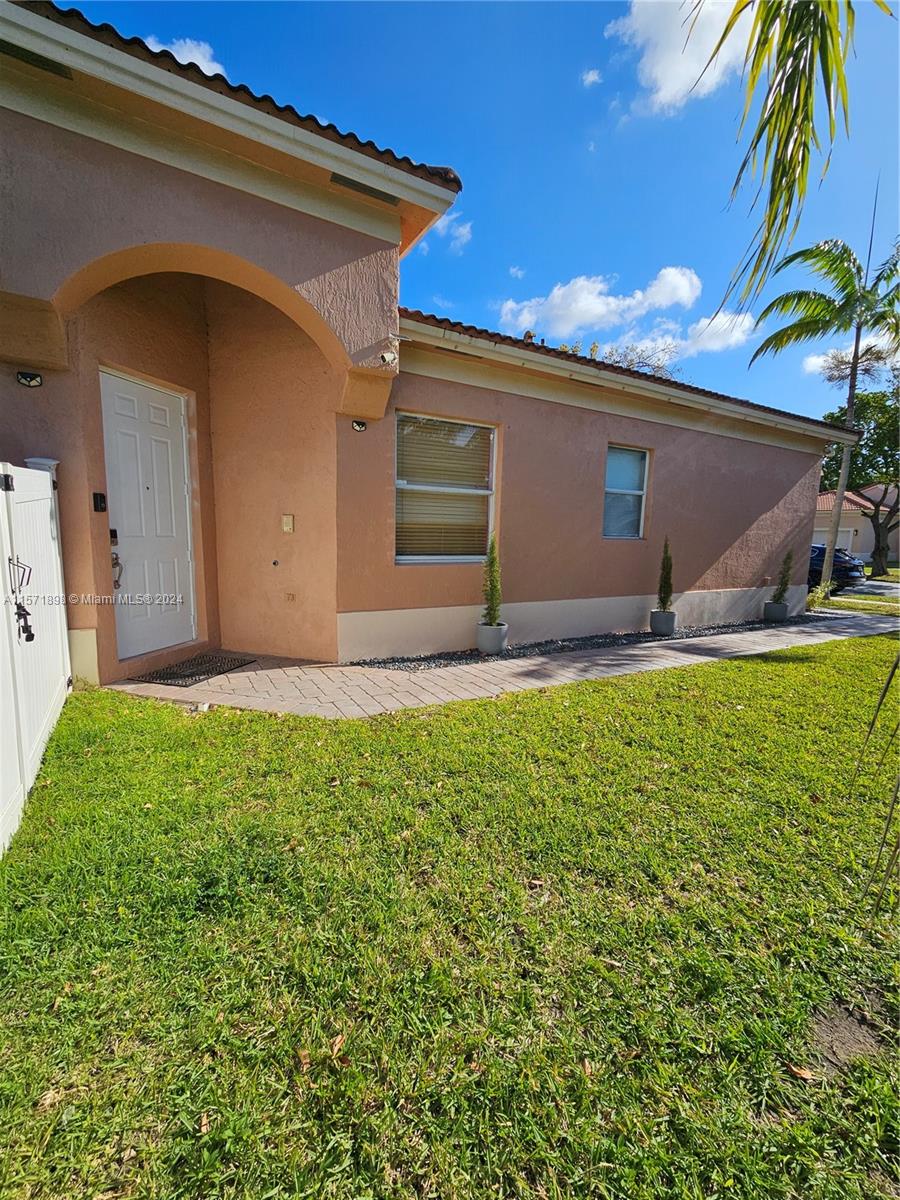 2242 Portofino Ave, Homestead, Florida 33033, 3 Bedrooms Bedrooms, ,2 BathroomsBathrooms,Residentiallease,For Rent,2242 Portofino Ave,A11571898