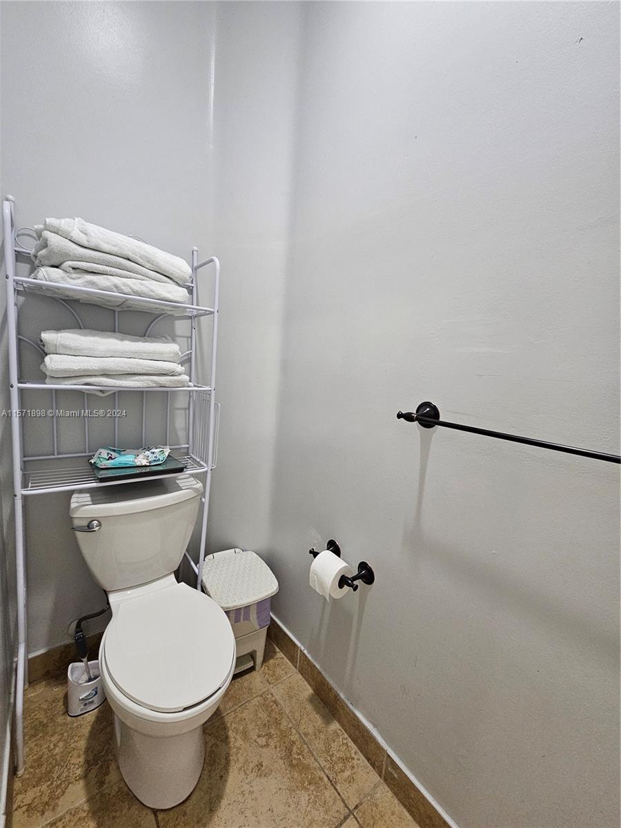 2242 Portofino Ave, Homestead, Florida 33033, 3 Bedrooms Bedrooms, ,2 BathroomsBathrooms,Residentiallease,For Rent,2242 Portofino Ave,A11571898