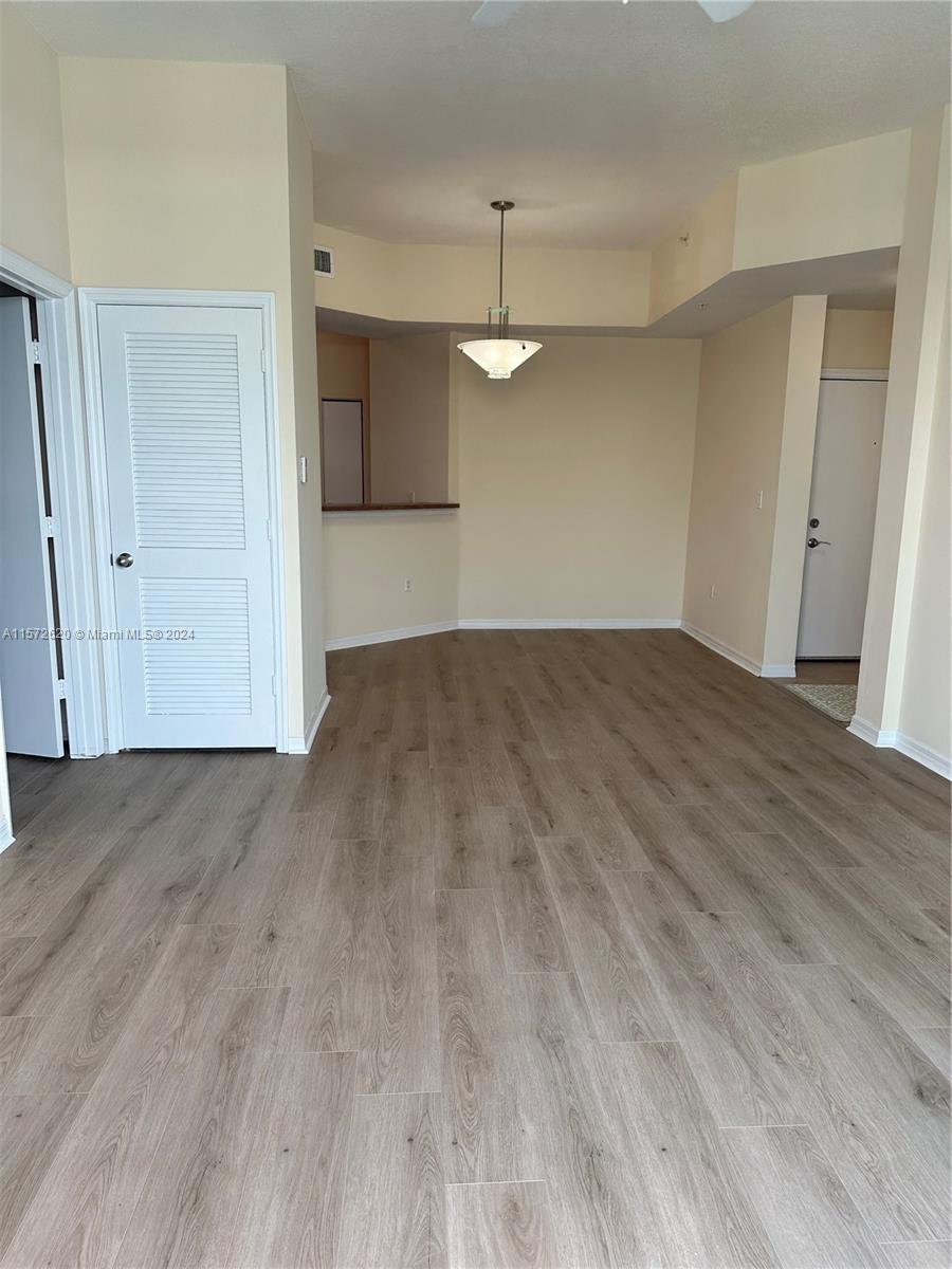 9201 Collins Ave 1224, Surfside, Florida 33154, 2 Bedrooms Bedrooms, ,2 BathroomsBathrooms,Residentiallease,For Rent,9201 Collins Ave 1224,A11572620