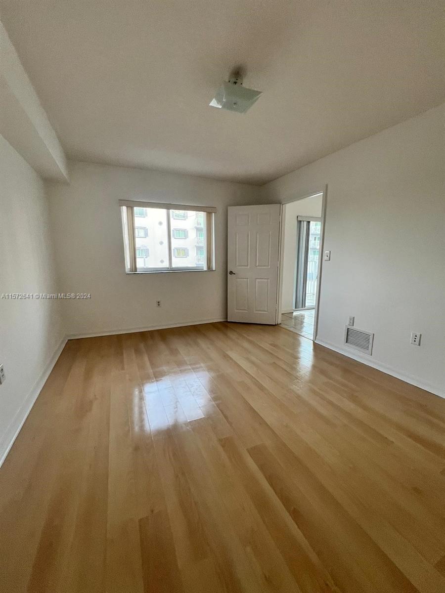 2475 NW 16th St Rd 308, Miami, Florida 33125, 2 Bedrooms Bedrooms, ,2 BathroomsBathrooms,Residentiallease,For Rent,2475 NW 16th St Rd 308,A11572641