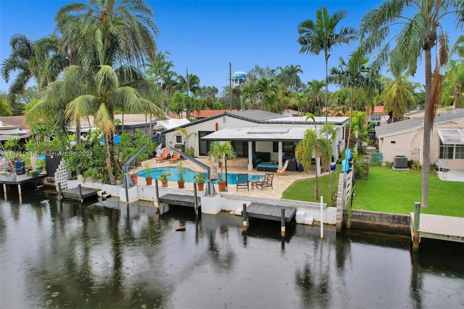 2718 Scott St, Hollywood, Florida 33020, 3 Bedrooms Bedrooms, ,2 BathroomsBathrooms,Residential,For Sale,2718 Scott St,A11571044