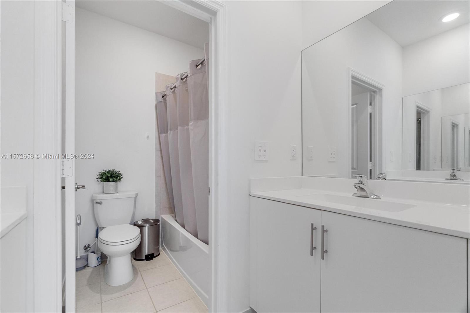 21025 SW 127th Ct, Miami, Florida 33177, 5 Bedrooms Bedrooms, ,3 BathroomsBathrooms,Residential,For Sale,21025 SW 127th Ct,A11572658