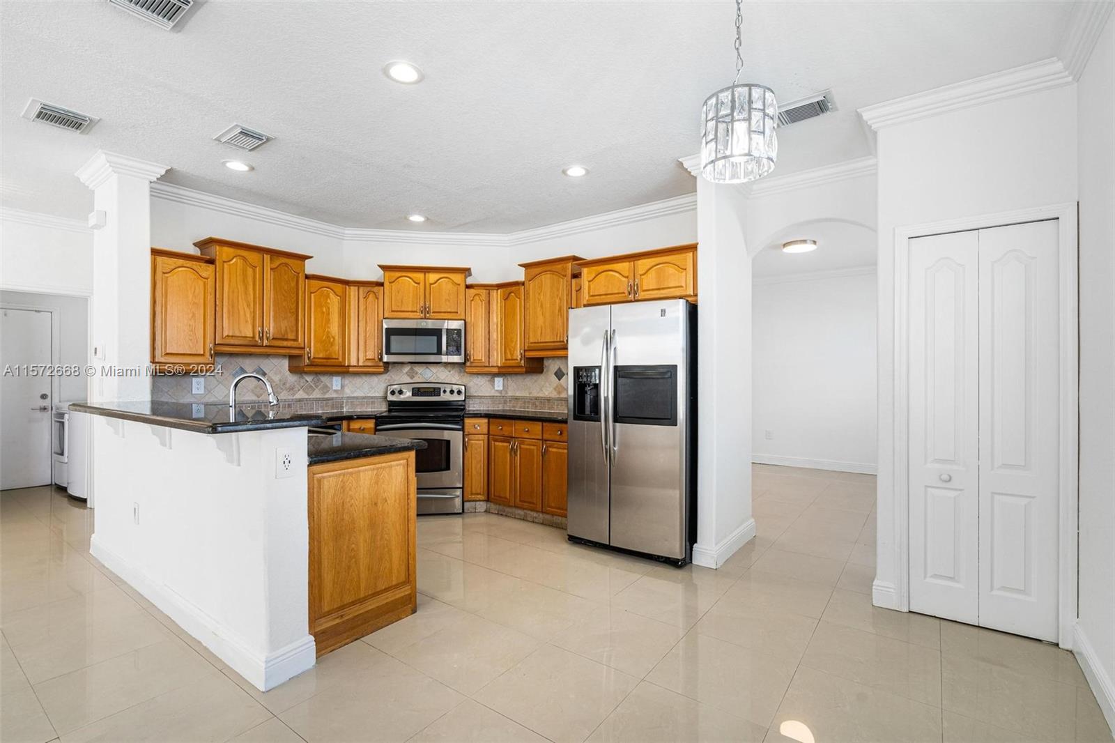 15373 SW 12th Ter, Miami, Florida 33194, 4 Bedrooms Bedrooms, ,2 BathroomsBathrooms,Residentiallease,For Rent,15373 SW 12th Ter,A11572668