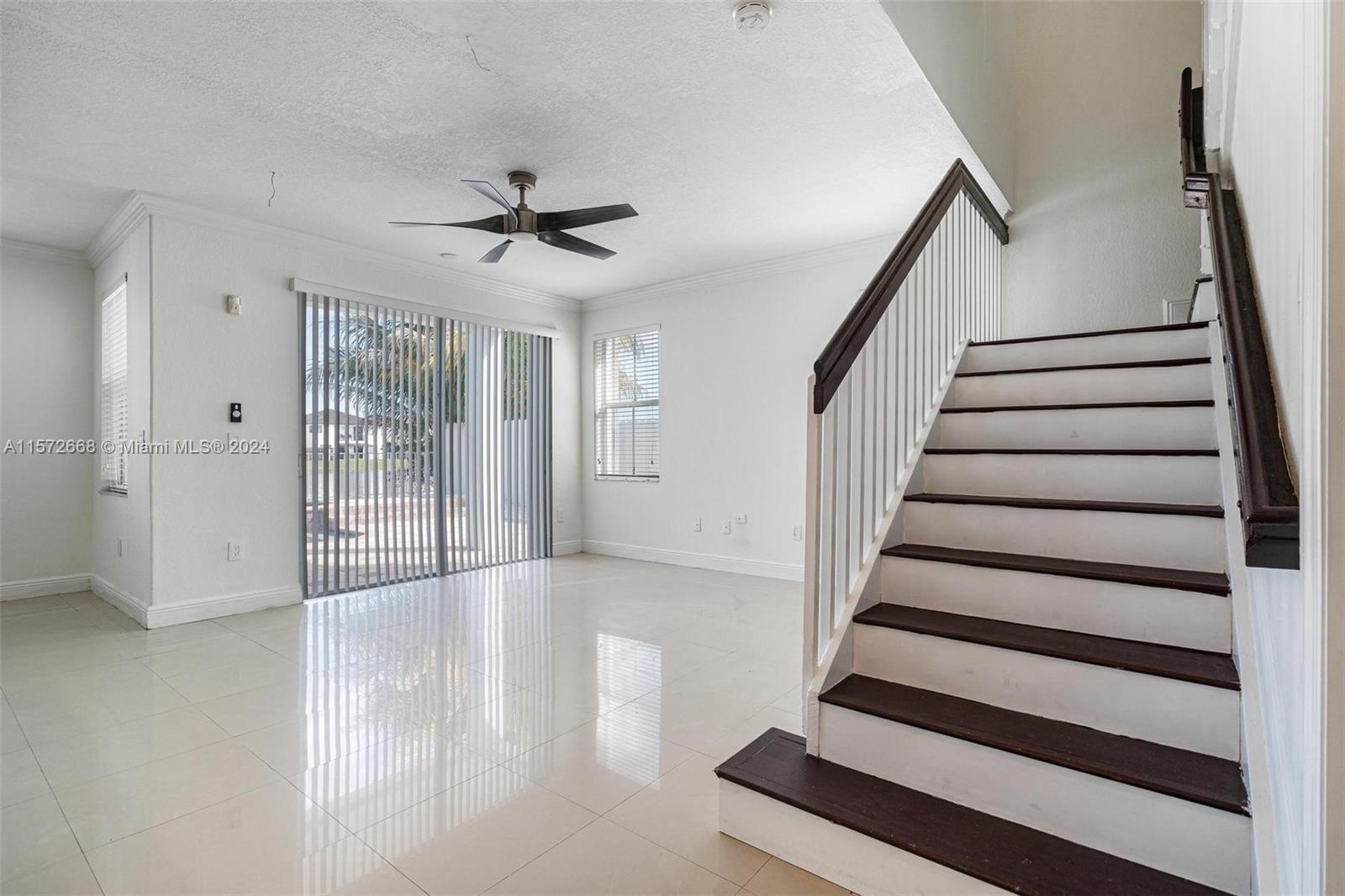 15373 SW 12th Ter, Miami, Florida 33194, 4 Bedrooms Bedrooms, ,2 BathroomsBathrooms,Residentiallease,For Rent,15373 SW 12th Ter,A11572668