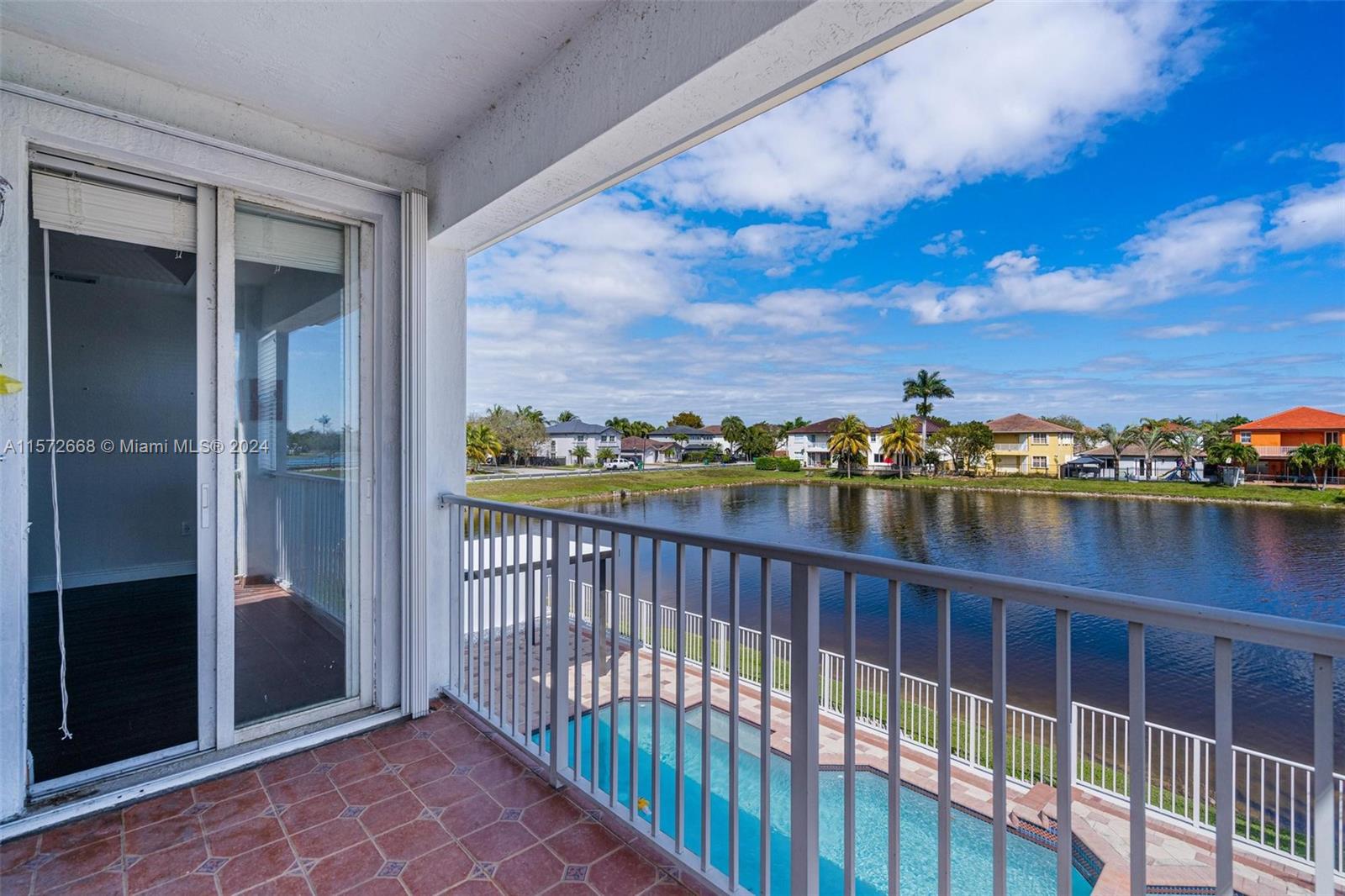 15373 SW 12th Ter, Miami, Florida 33194, 4 Bedrooms Bedrooms, ,2 BathroomsBathrooms,Residentiallease,For Rent,15373 SW 12th Ter,A11572668