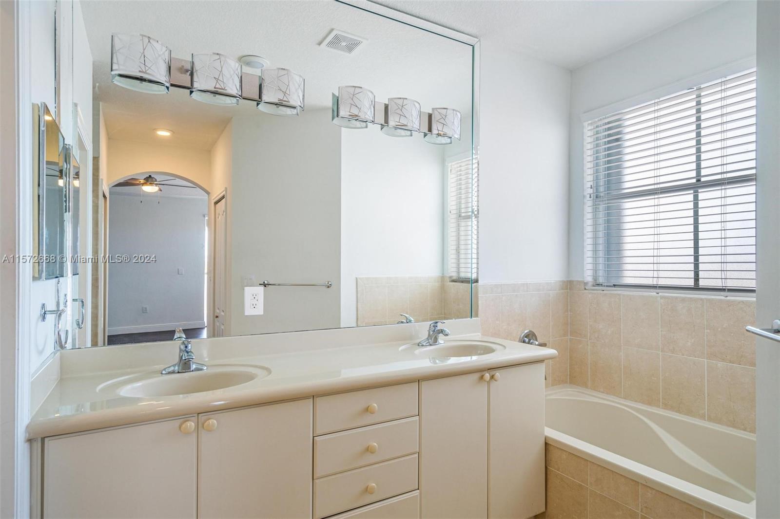 15373 SW 12th Ter, Miami, Florida 33194, 4 Bedrooms Bedrooms, ,2 BathroomsBathrooms,Residentiallease,For Rent,15373 SW 12th Ter,A11572668