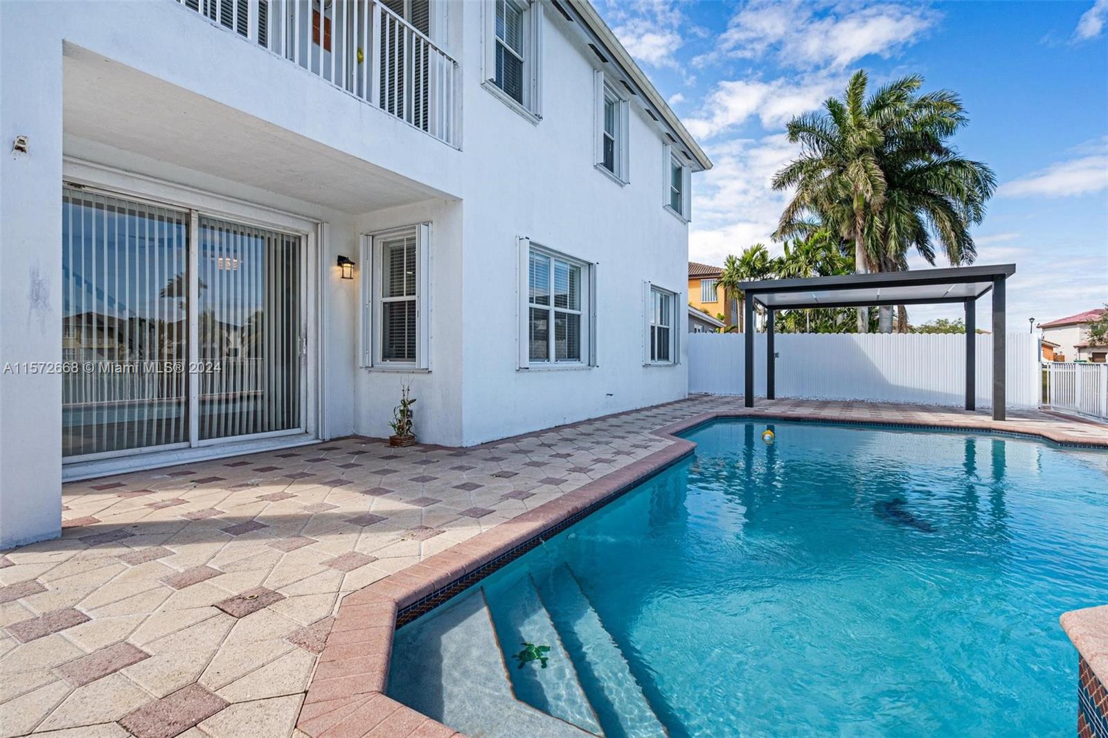 15373 SW 12th Ter, Miami, Florida 33194, 4 Bedrooms Bedrooms, ,2 BathroomsBathrooms,Residentiallease,For Rent,15373 SW 12th Ter,A11572668