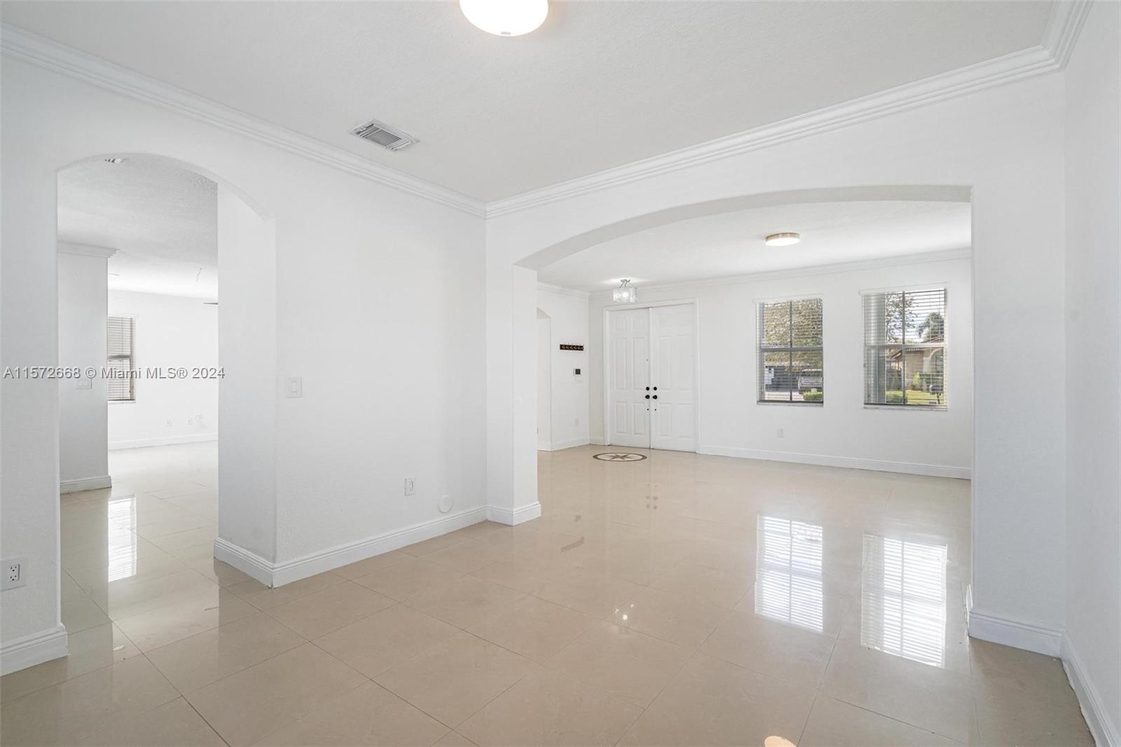 15373 SW 12th Ter, Miami, Florida 33194, 4 Bedrooms Bedrooms, ,2 BathroomsBathrooms,Residentiallease,For Rent,15373 SW 12th Ter,A11572668