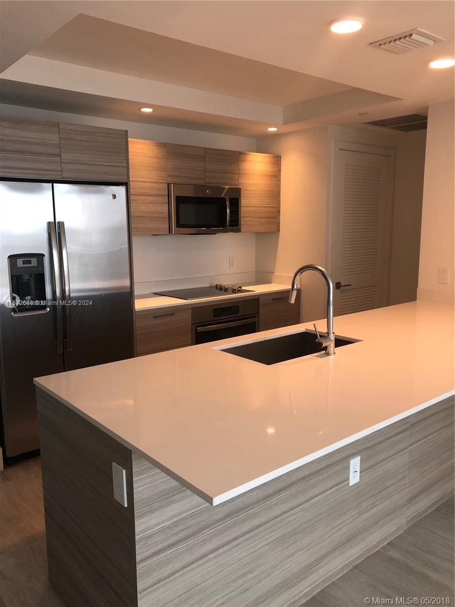 121 NE 34th St 2202, Miami, Florida 33137, 2 Bedrooms Bedrooms, ,2 BathroomsBathrooms,Residentiallease,For Rent,121 NE 34th St 2202,A11572669