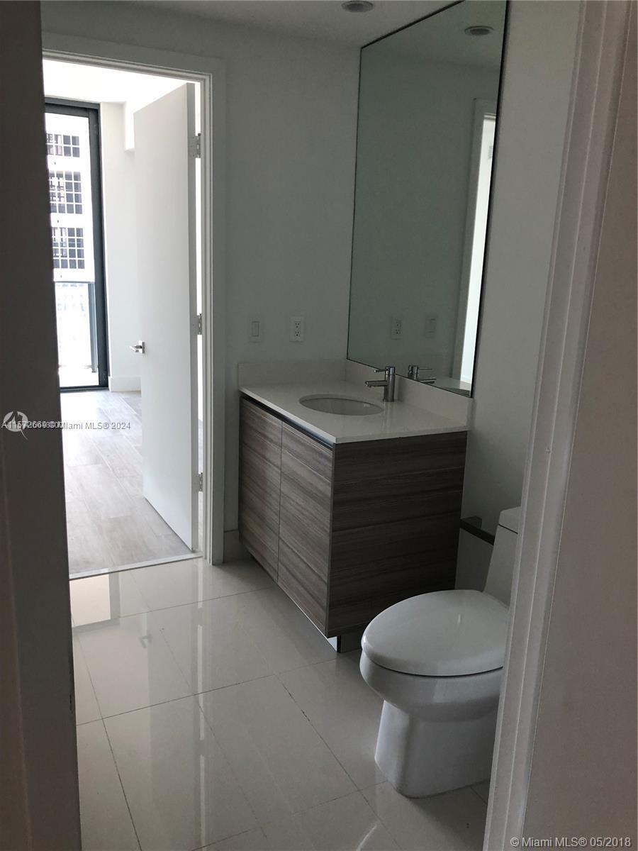 121 NE 34th St 2202, Miami, Florida 33137, 2 Bedrooms Bedrooms, ,2 BathroomsBathrooms,Residentiallease,For Rent,121 NE 34th St 2202,A11572669