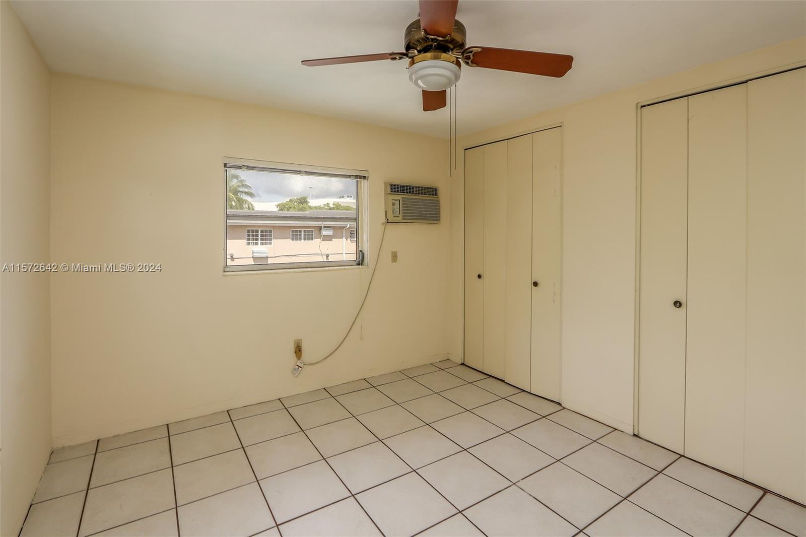 1250 S Alhambra Cir 17, Coral Gables, Florida 33146, 1 Bedroom Bedrooms, ,1 BathroomBathrooms,Residentiallease,For Rent,1250 S Alhambra Cir 17,A11572642