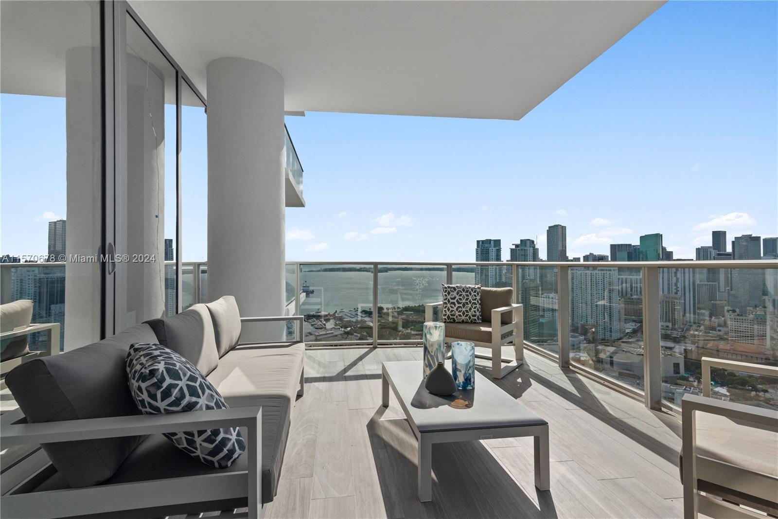 851 NE 1st Ave 3312, Miami, Florida 33132, 3 Bedrooms Bedrooms, ,4 BathroomsBathrooms,Residentiallease,For Rent,851 NE 1st Ave 3312,A11570678
