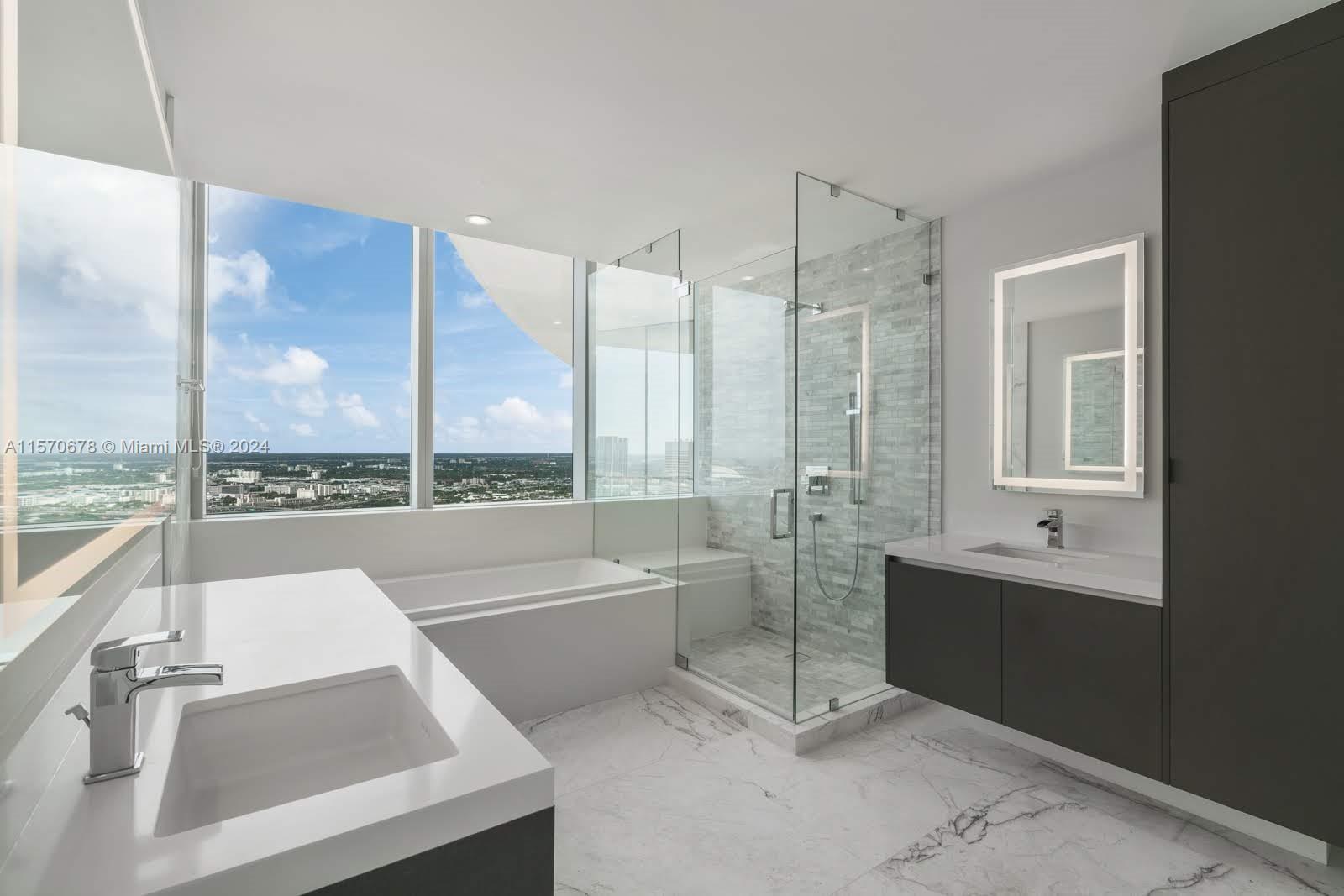 851 NE 1st Ave 3312, Miami, Florida 33132, 3 Bedrooms Bedrooms, ,4 BathroomsBathrooms,Residentiallease,For Rent,851 NE 1st Ave 3312,A11570678