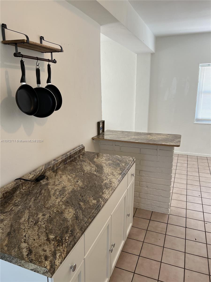 2219 E Atlantic Blvd B, Pompano Beach, Florida 33062, 1 Bedroom Bedrooms, ,1 BathroomBathrooms,Residentiallease,For Rent,2219 E Atlantic Blvd B,A11572711