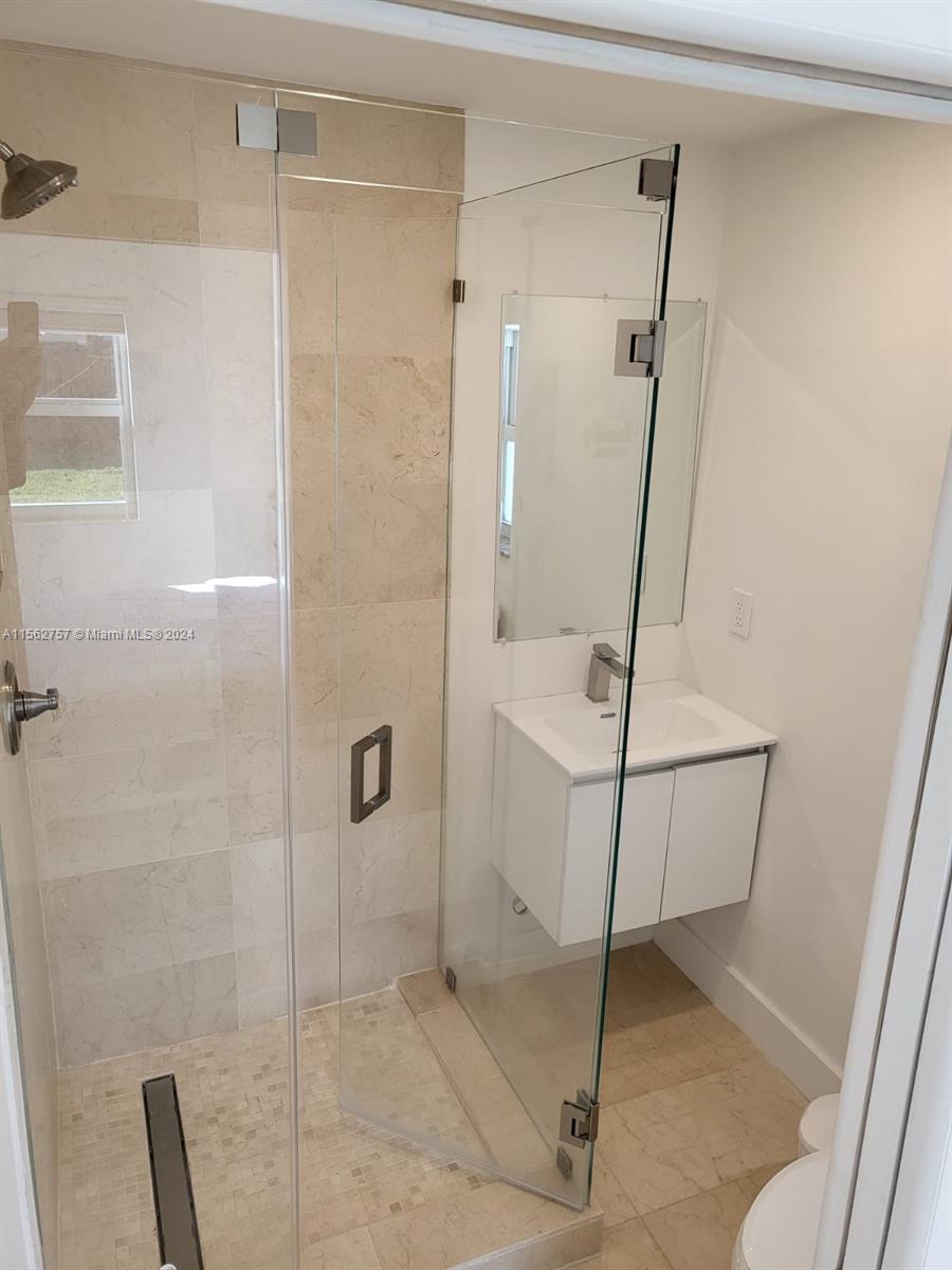 6130 Grant St 2, Hollywood, Florida 33024, 1 Bedroom Bedrooms, ,1 BathroomBathrooms,Residentiallease,For Rent,6130 Grant St 2,A11562757