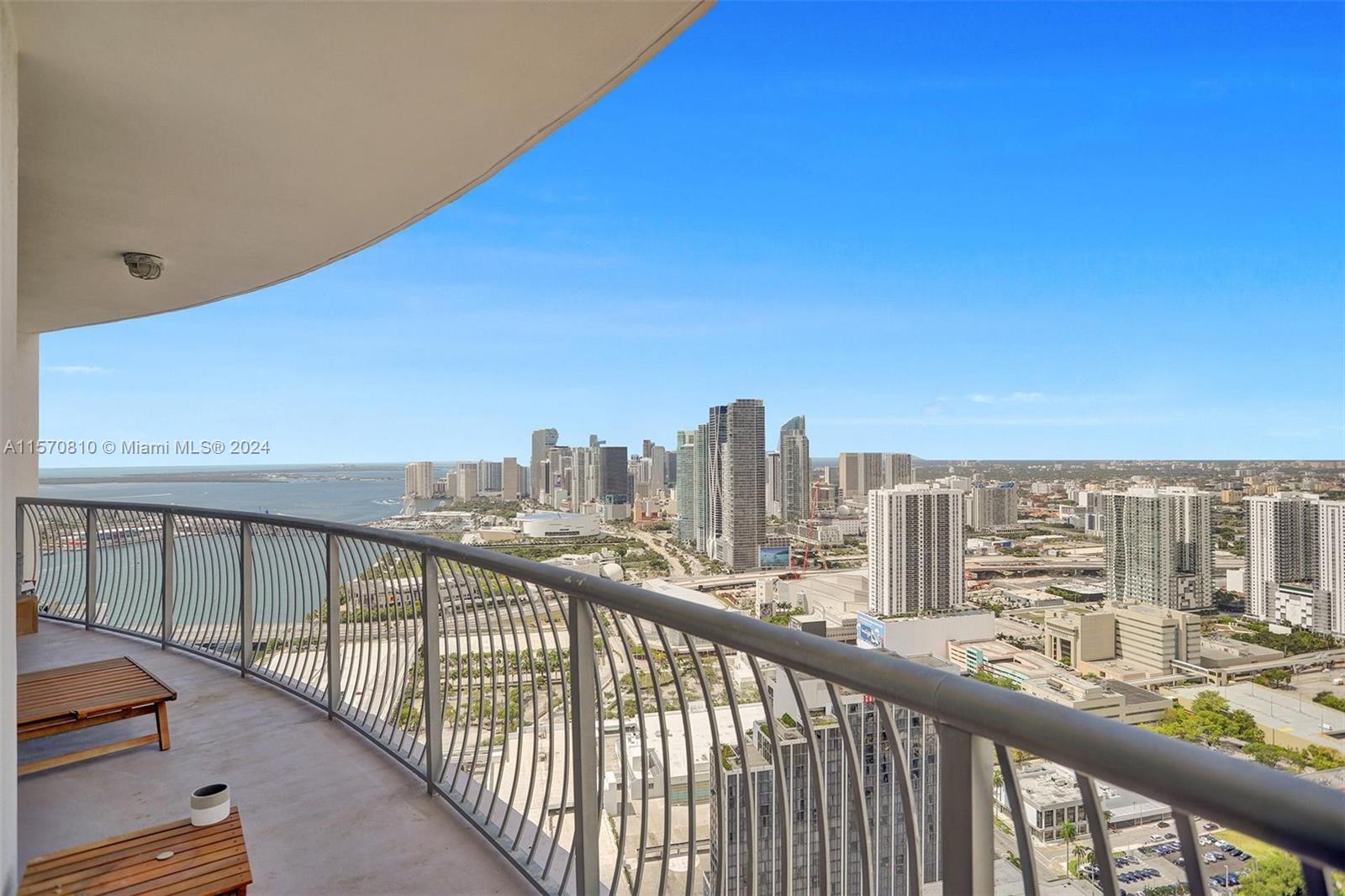 1750 N Bayshore Dr 5214, Miami, Florida 33132, 2 Bedrooms Bedrooms, ,2 BathroomsBathrooms,Residentiallease,For Rent,1750 N Bayshore Dr 5214,A11570810