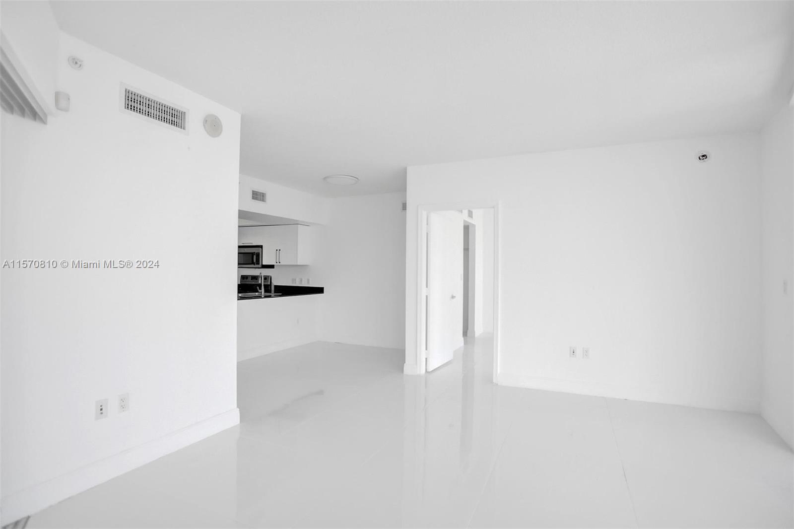 1750 N Bayshore Dr 5214, Miami, Florida 33132, 2 Bedrooms Bedrooms, ,2 BathroomsBathrooms,Residentiallease,For Rent,1750 N Bayshore Dr 5214,A11570810