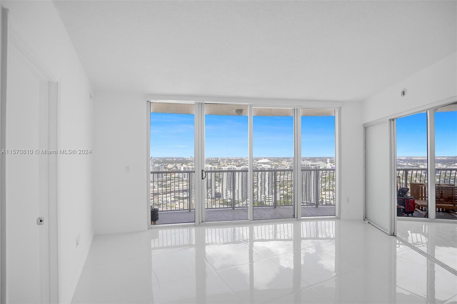 1750 N Bayshore Dr 5214, Miami, Florida 33132, 2 Bedrooms Bedrooms, ,2 BathroomsBathrooms,Residentiallease,For Rent,1750 N Bayshore Dr 5214,A11570810