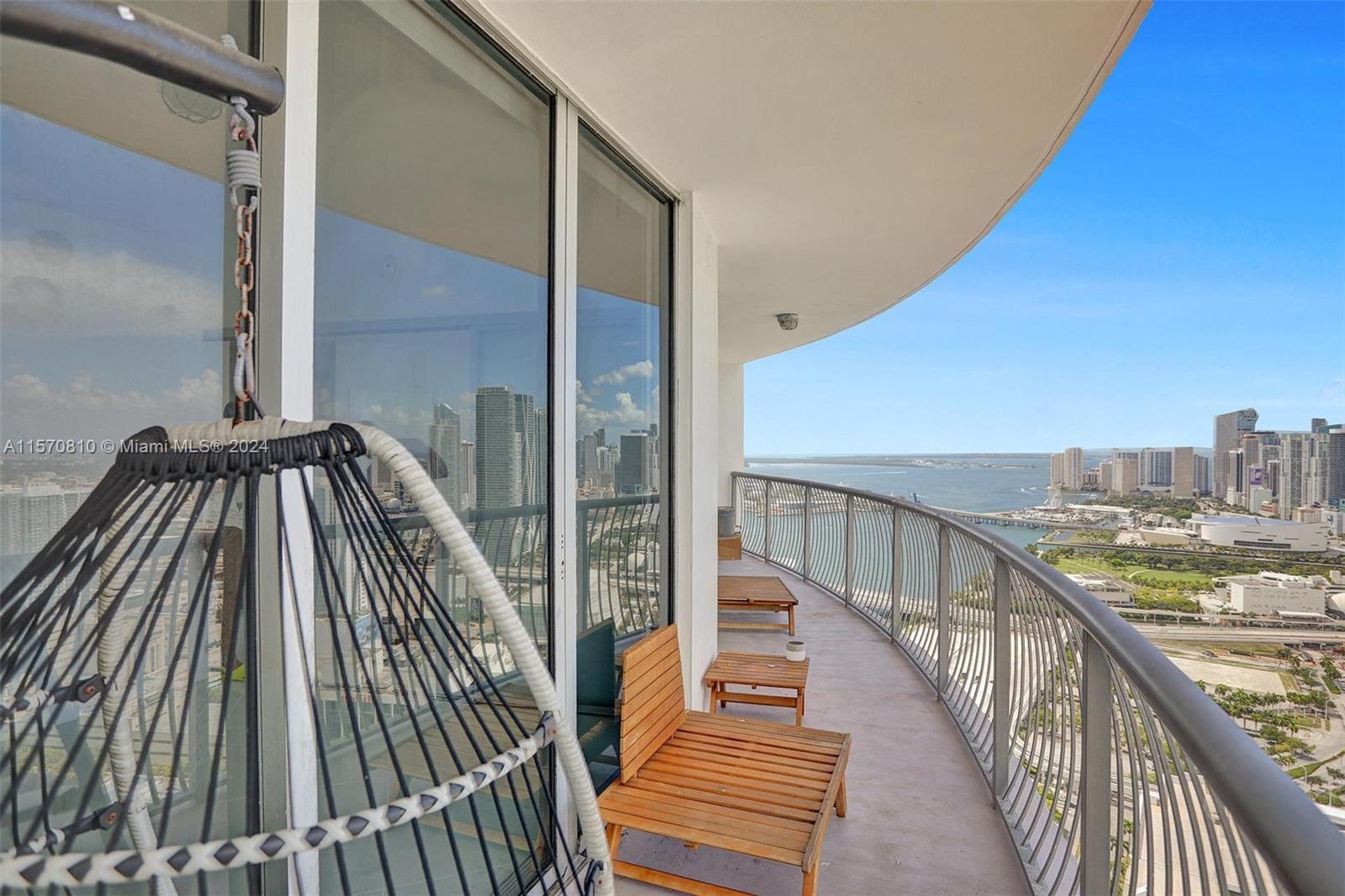 1750 N Bayshore Dr 5214, Miami, Florida 33132, 2 Bedrooms Bedrooms, ,2 BathroomsBathrooms,Residentiallease,For Rent,1750 N Bayshore Dr 5214,A11570810
