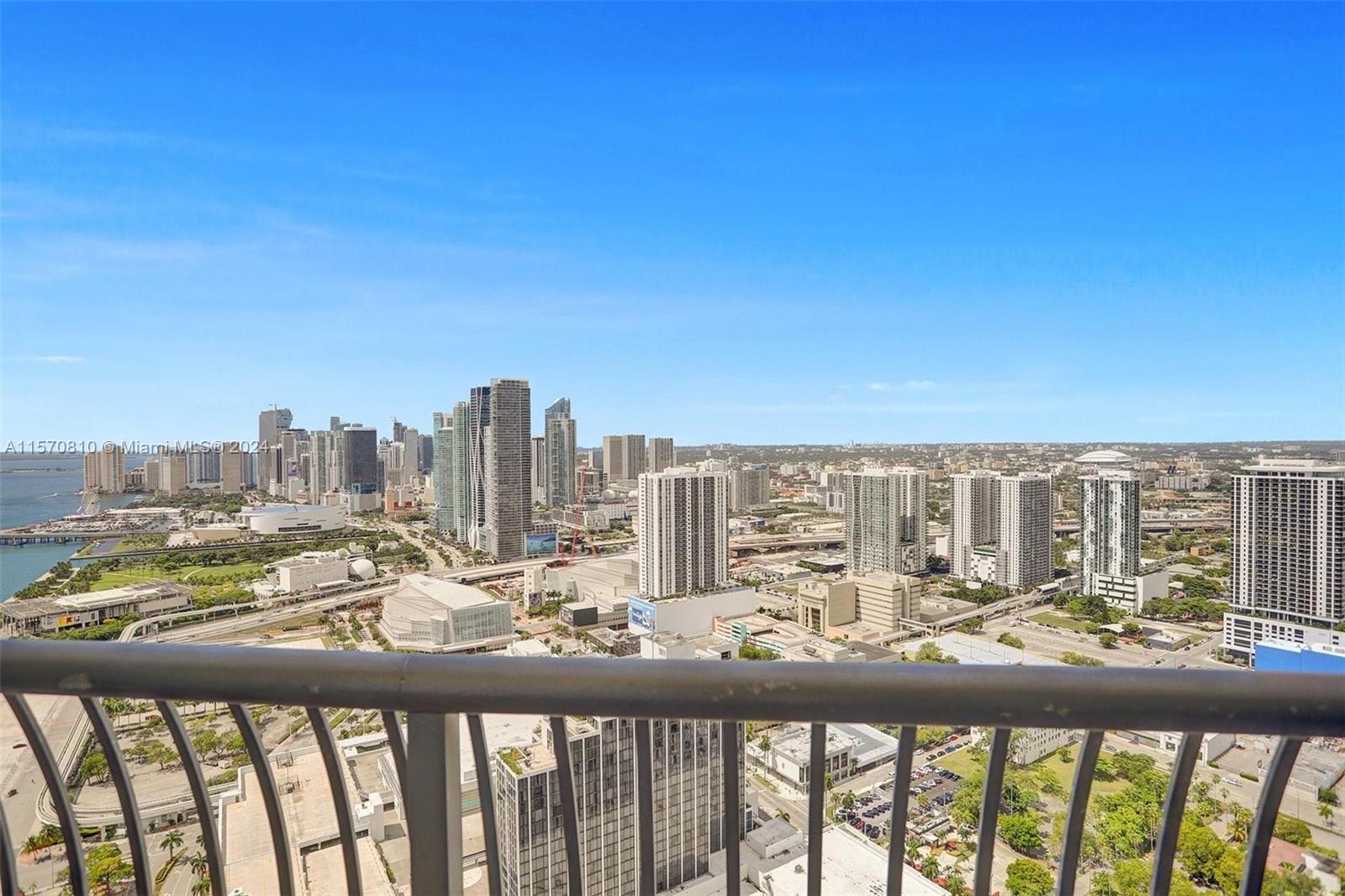 1750 N Bayshore Dr 5214, Miami, Florida 33132, 2 Bedrooms Bedrooms, ,2 BathroomsBathrooms,Residentiallease,For Rent,1750 N Bayshore Dr 5214,A11570810