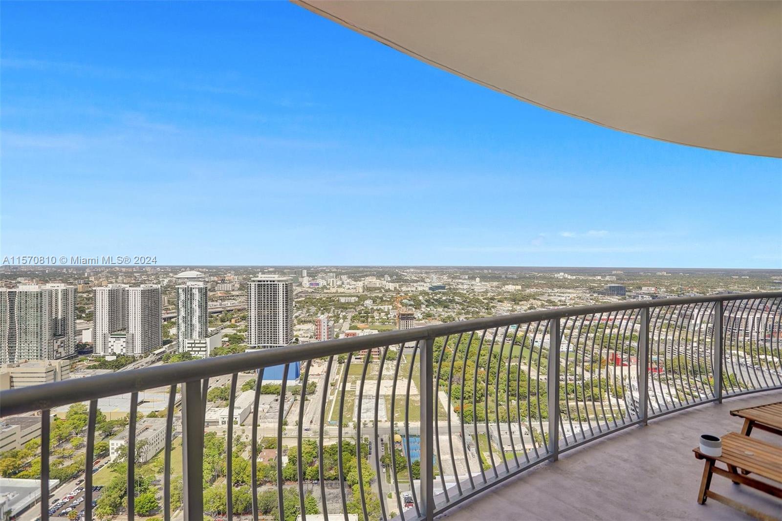 1750 N Bayshore Dr 5214, Miami, Florida 33132, 2 Bedrooms Bedrooms, ,2 BathroomsBathrooms,Residentiallease,For Rent,1750 N Bayshore Dr 5214,A11570810