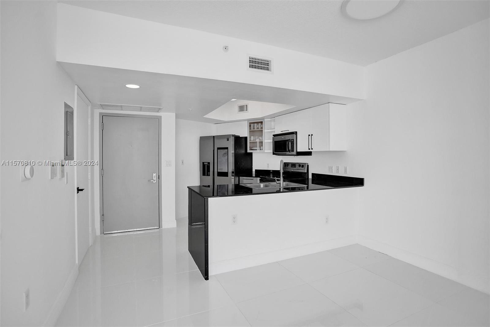 1750 N Bayshore Dr 5214, Miami, Florida 33132, 2 Bedrooms Bedrooms, ,2 BathroomsBathrooms,Residentiallease,For Rent,1750 N Bayshore Dr 5214,A11570810