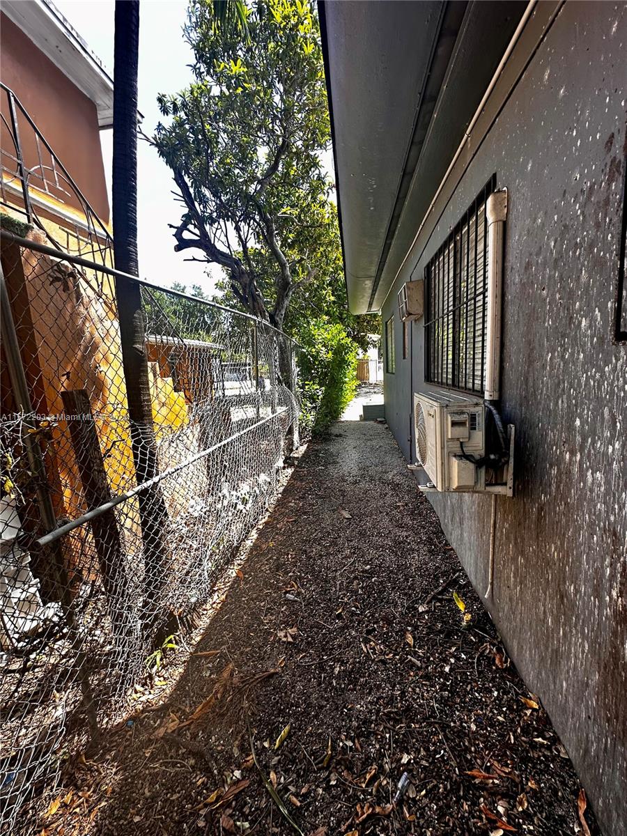 5500 N Miami Ave 8, Miami, Florida 33127, ,1 BathroomBathrooms,Residentiallease,For Rent,5500 N Miami Ave 8,A11572203