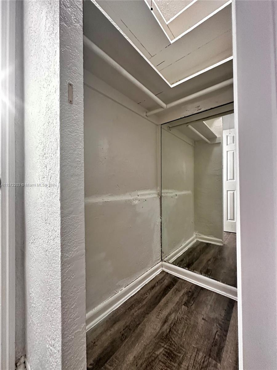 5500 N Miami Ave 8, Miami, Florida 33127, ,1 BathroomBathrooms,Residentiallease,For Rent,5500 N Miami Ave 8,A11572203