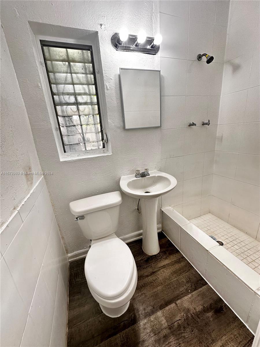 5500 N Miami Ave 8, Miami, Florida 33127, ,1 BathroomBathrooms,Residentiallease,For Rent,5500 N Miami Ave 8,A11572203