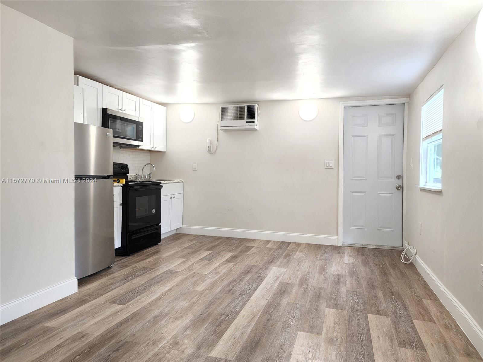 10335 NW 2nd Ct 3, Miami, Florida 33150, ,1 BathroomBathrooms,Residentiallease,For Rent,10335 NW 2nd Ct 3,A11572770