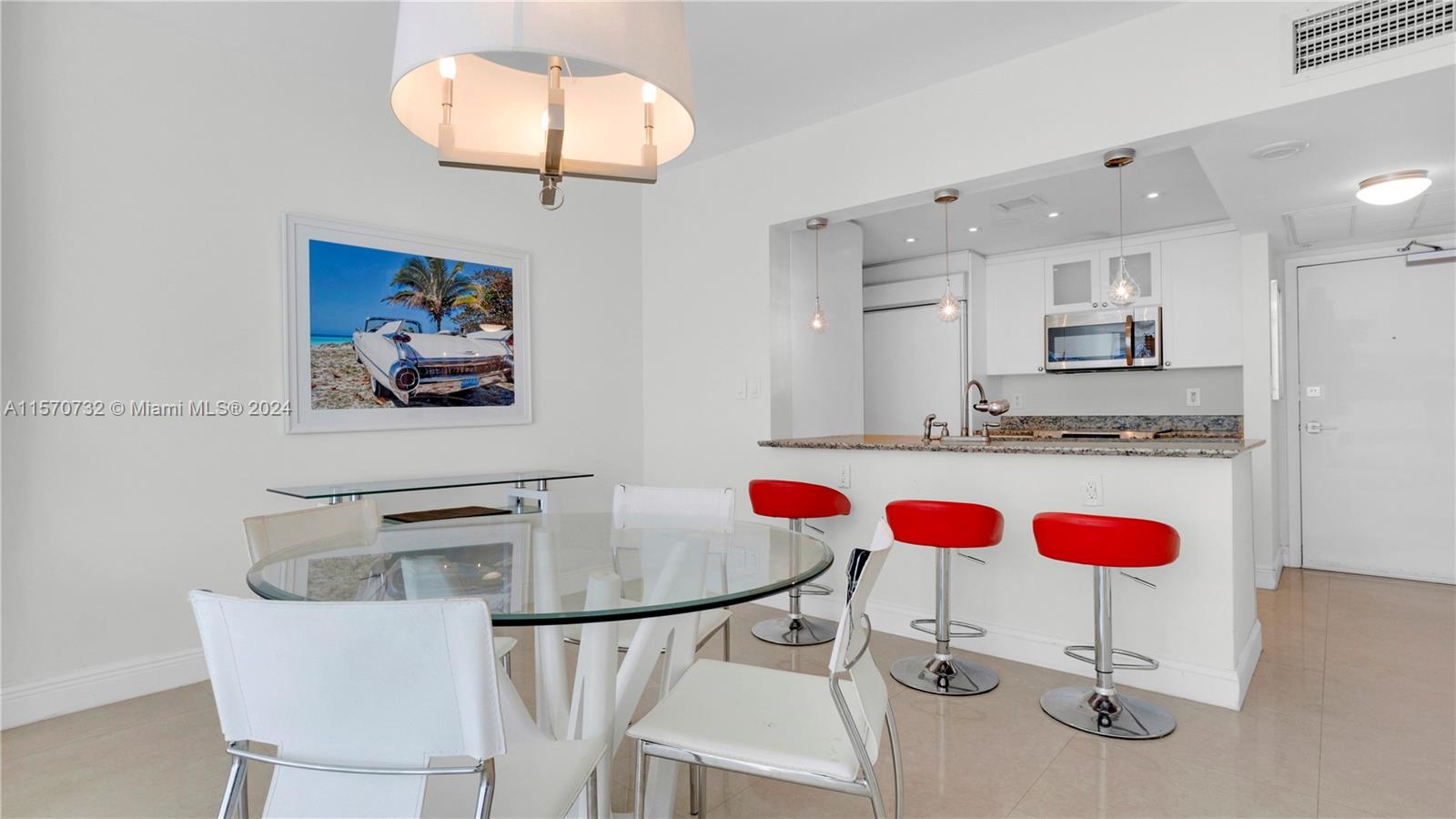 10275 Collins Ave 315, Bal Harbour, Florida 33154, 1 Bedroom Bedrooms, ,1 BathroomBathrooms,Residential,For Sale,10275 Collins Ave 315,A11570732