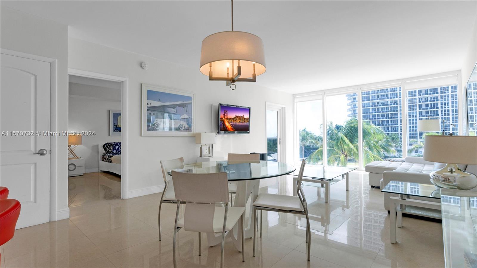 10275 Collins Ave 315, Bal Harbour, Florida 33154, 1 Bedroom Bedrooms, ,1 BathroomBathrooms,Residential,For Sale,10275 Collins Ave 315,A11570732