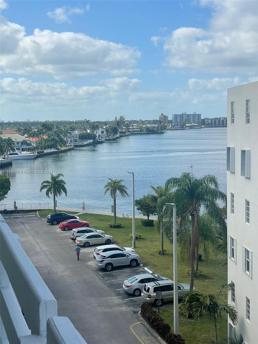 3030 Marcos Dr T604, Aventura, Florida 33160, 2 Bedrooms Bedrooms, ,2 BathroomsBathrooms,Residentiallease,For Rent,3030 Marcos Dr T604,A11561450