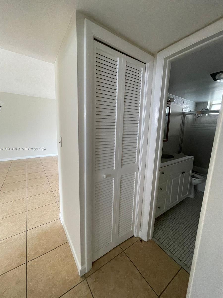 3030 Marcos Dr T604, Aventura, Florida 33160, 2 Bedrooms Bedrooms, ,2 BathroomsBathrooms,Residentiallease,For Rent,3030 Marcos Dr T604,A11561450