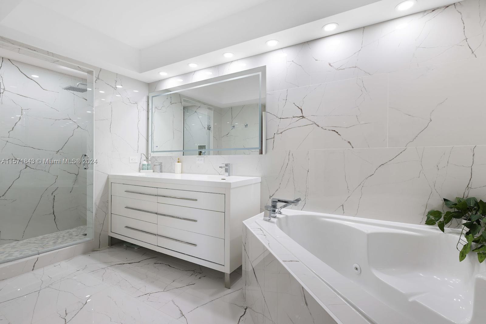 20281 E Country Club Dr 1109, Aventura, Florida 33180, 2 Bedrooms Bedrooms, ,2 BathroomsBathrooms,Residential,For Sale,20281 E Country Club Dr 1109,A11571843