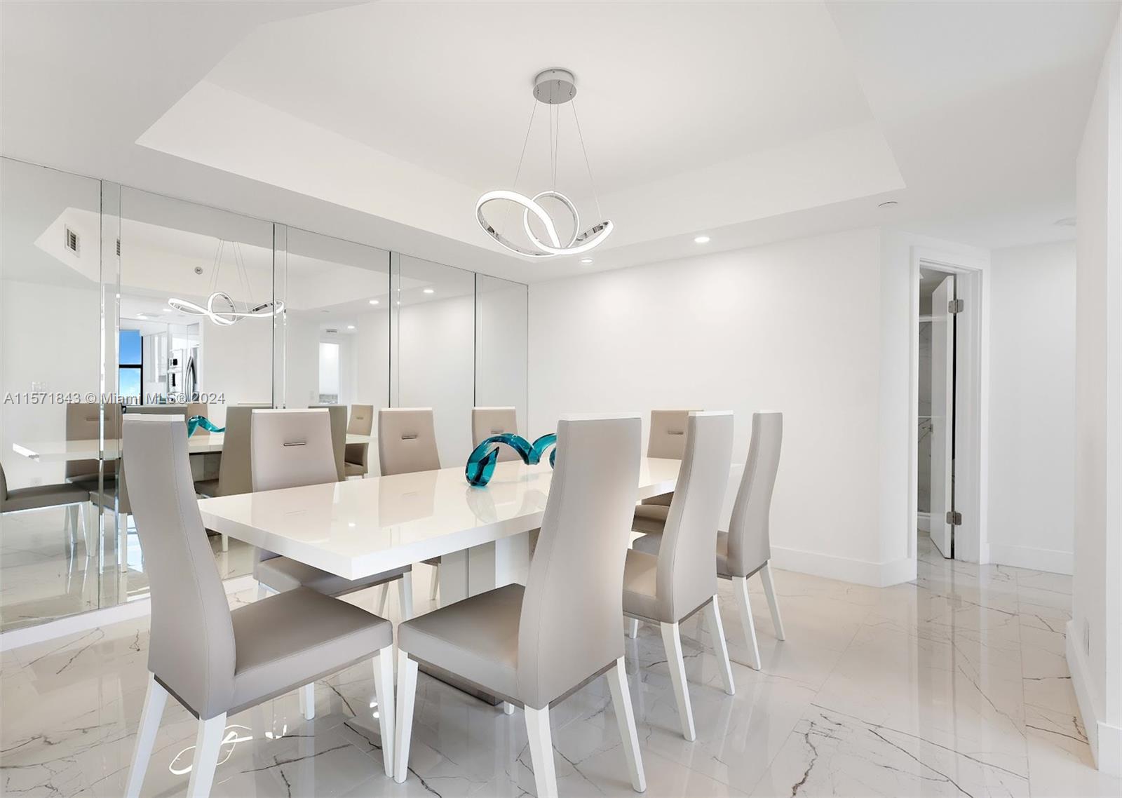 20281 E Country Club Dr 1109, Aventura, Florida 33180, 2 Bedrooms Bedrooms, ,2 BathroomsBathrooms,Residential,For Sale,20281 E Country Club Dr 1109,A11571843