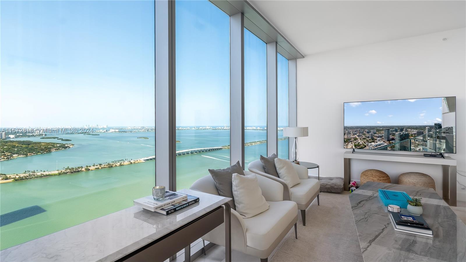 700 NE 26th Ter 5306, Miami, Florida 33137, 2 Bedrooms Bedrooms, ,2 BathroomsBathrooms,Residentiallease,For Rent,700 NE 26th Ter 5306,A11572818