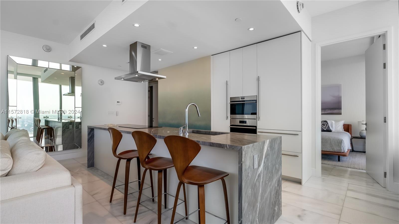 700 NE 26th Ter 5306, Miami, Florida 33137, 2 Bedrooms Bedrooms, ,2 BathroomsBathrooms,Residentiallease,For Rent,700 NE 26th Ter 5306,A11572818