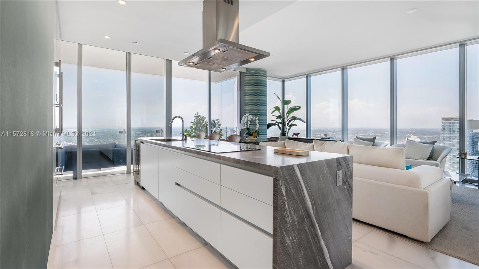 700 NE 26th Ter 5306, Miami, Florida 33137, 2 Bedrooms Bedrooms, ,2 BathroomsBathrooms,Residentiallease,For Rent,700 NE 26th Ter 5306,A11572818