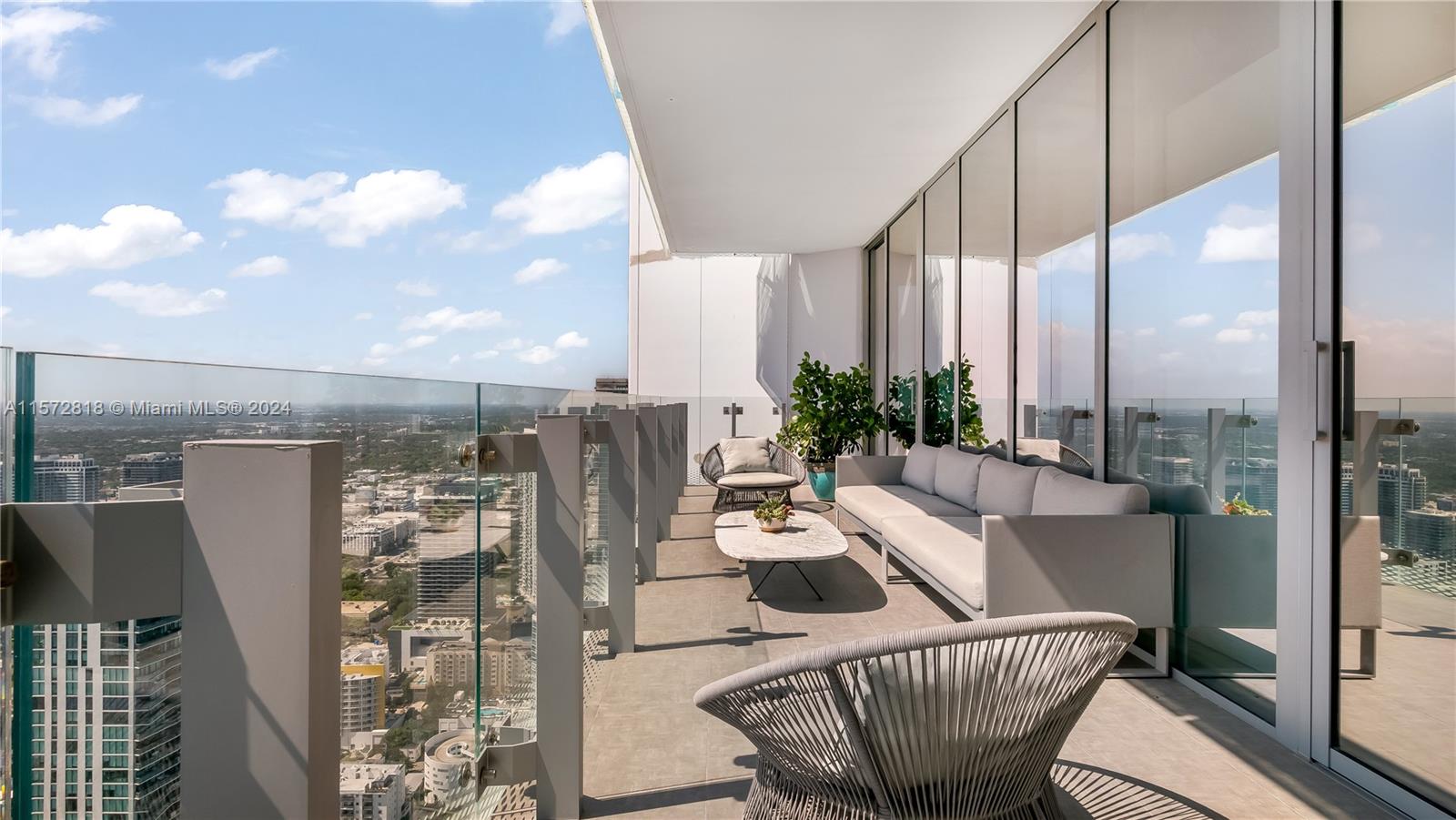 700 NE 26th Ter 5306, Miami, Florida 33137, 2 Bedrooms Bedrooms, ,2 BathroomsBathrooms,Residentiallease,For Rent,700 NE 26th Ter 5306,A11572818