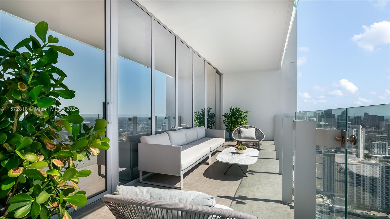 700 NE 26th Ter 5306, Miami, Florida 33137, 2 Bedrooms Bedrooms, ,2 BathroomsBathrooms,Residentiallease,For Rent,700 NE 26th Ter 5306,A11572818