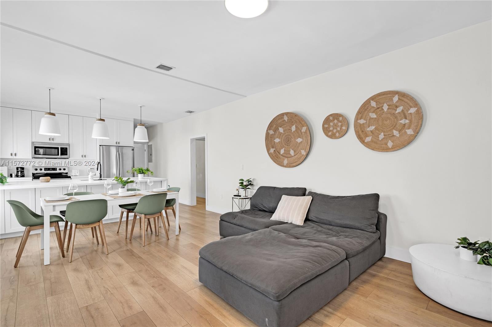 67 NE 50th St, Miami, Florida 33137, 3 Bedrooms Bedrooms, ,2 BathroomsBathrooms,Residentiallease,For Rent,67 NE 50th St,A11572772